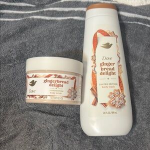Gingerbread Delight Body Wash and Scrub Set